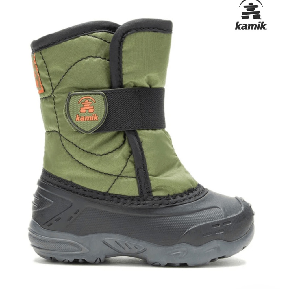 Kamik Snowbug 5 snowboot in olive green, toddler size 9.